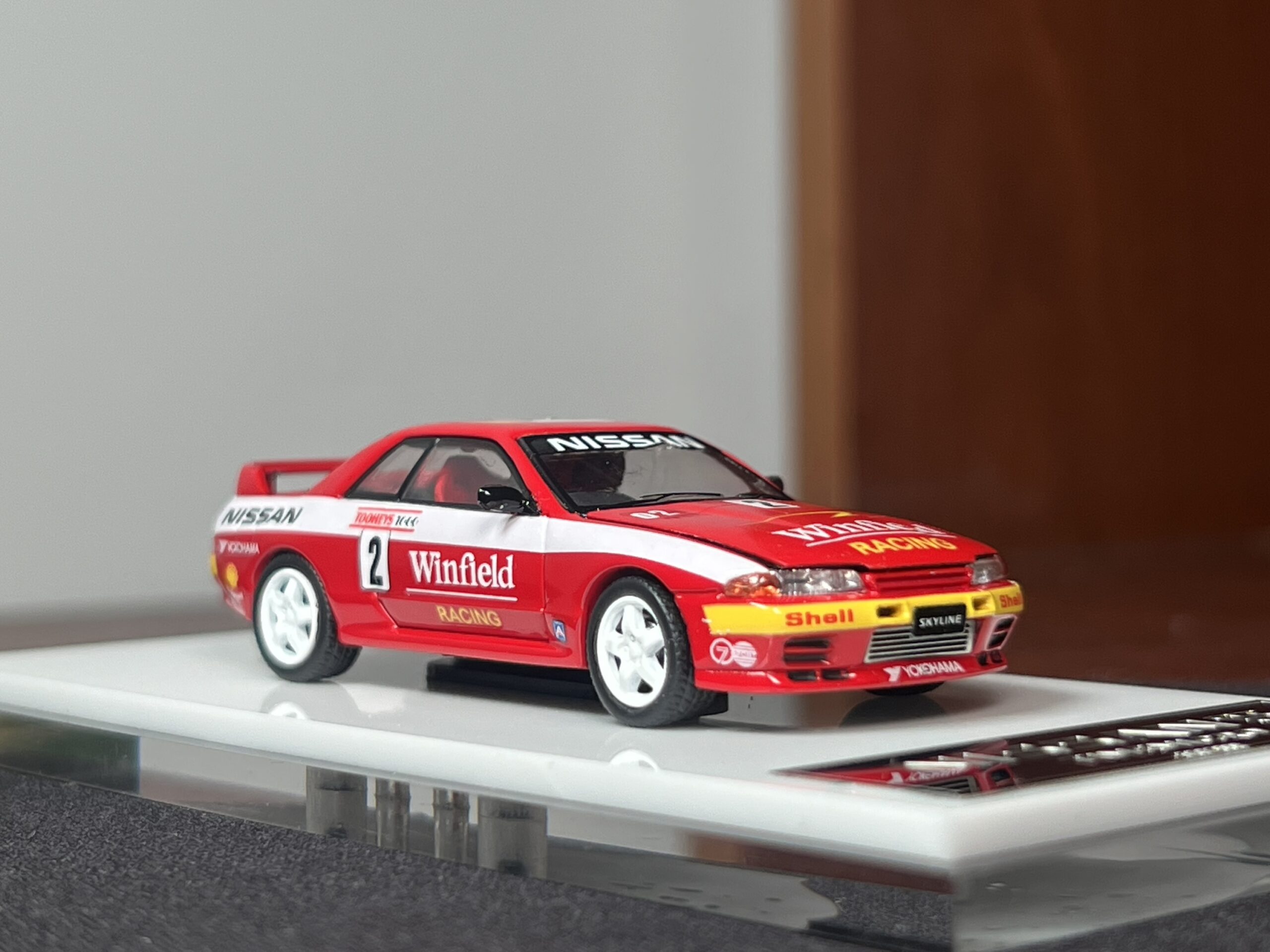 Time Micro 1:64 Nissan Skyline R32 con apertura de capó - Imagen 5