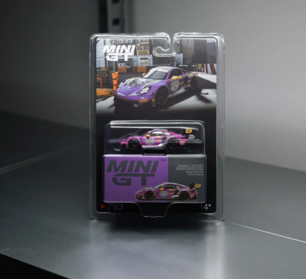 Mini GT 1:64 Porsche 911 GT3 R #27 HubAuto Racing 2023 FIA GT World Cup 70th Macau Grand Prix – Mijo Exclusives