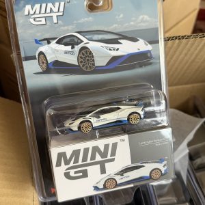Mini GT 1:64 Lamborghini Huracán STO – Bianco Asopo