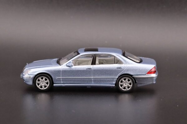 Tarmac Works 1/64 Mercedes-Benz S-Class Horizon Blue Metallic - GLOBAL64 - Imagen 2