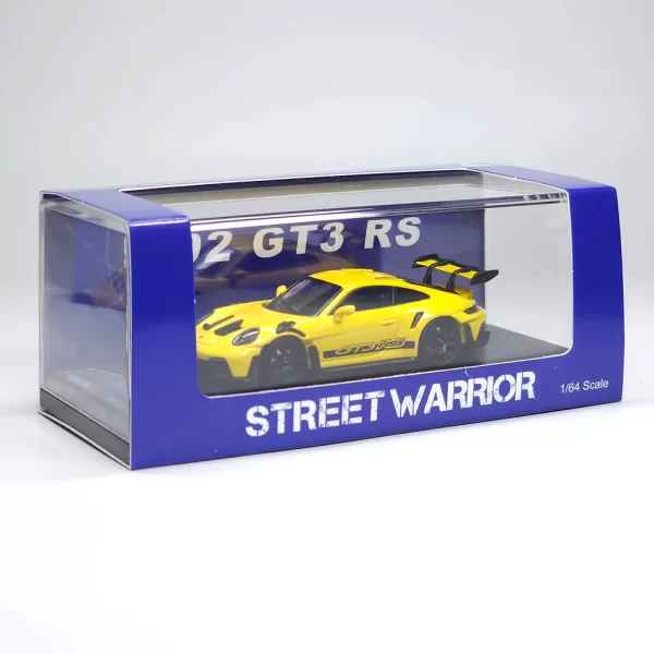 1:64 Street Warrior Porsche 992 GT3 RS Yellow - Imagen 2