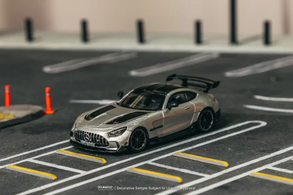 Tarmac Works 1/64 Mercedes-Benz AMG GT Black Series Silver Metallic