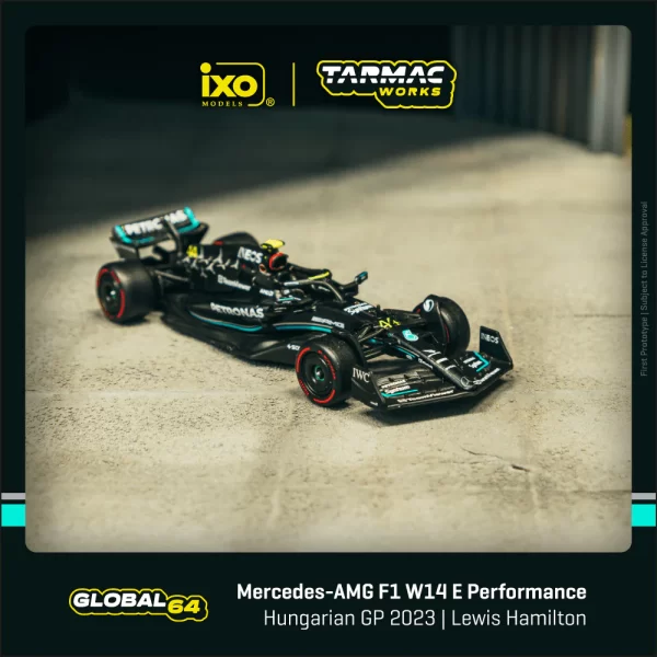 *PREORDEN* TARMAC WORKS GLOBAL64 1/64 Mercedes-AMG F1 W14 E Performance Hungarian Grand Prix 2023 Pole Position Lewis Hamilton