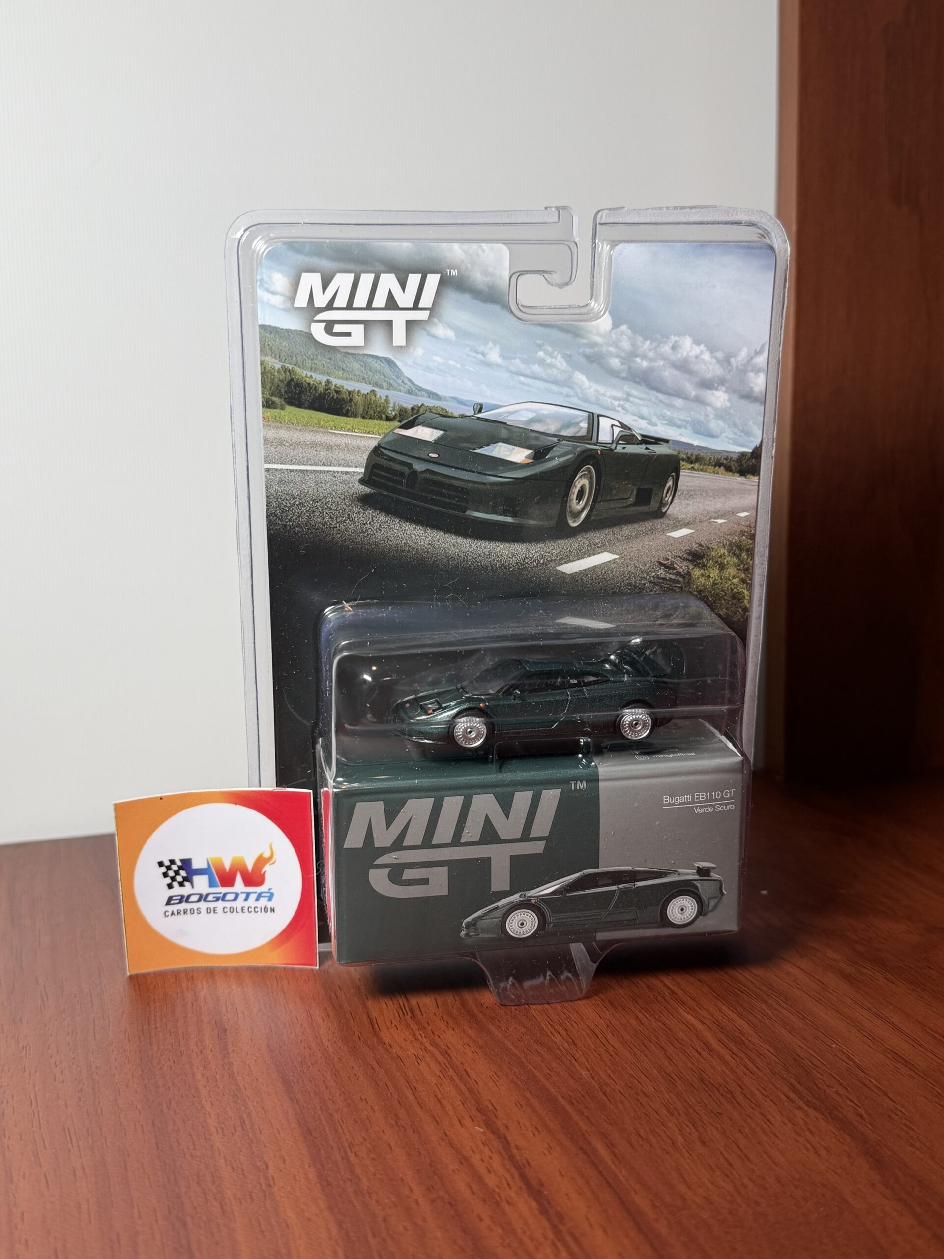 MINI GT 1/64 Bugatti EB110 GT Verde Scuro - Imagen 2