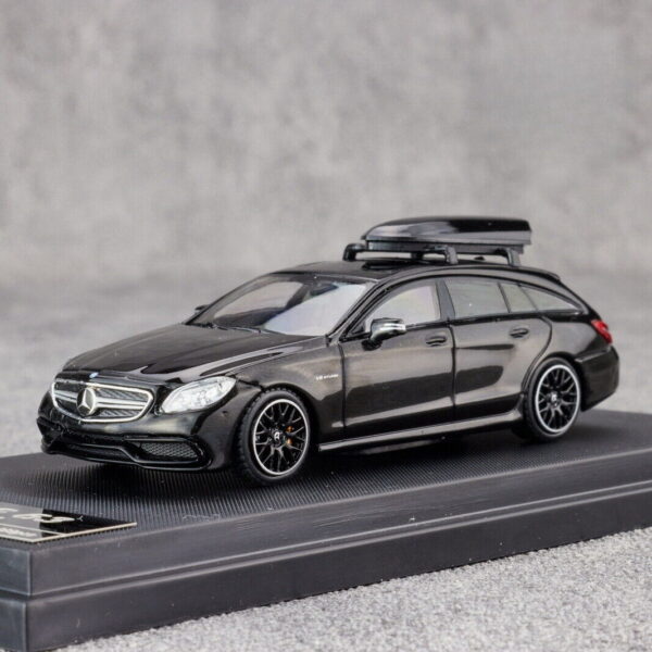 1:64 Boss Machine CLS 63 AMG Shooting Break Negro - Imagen 2