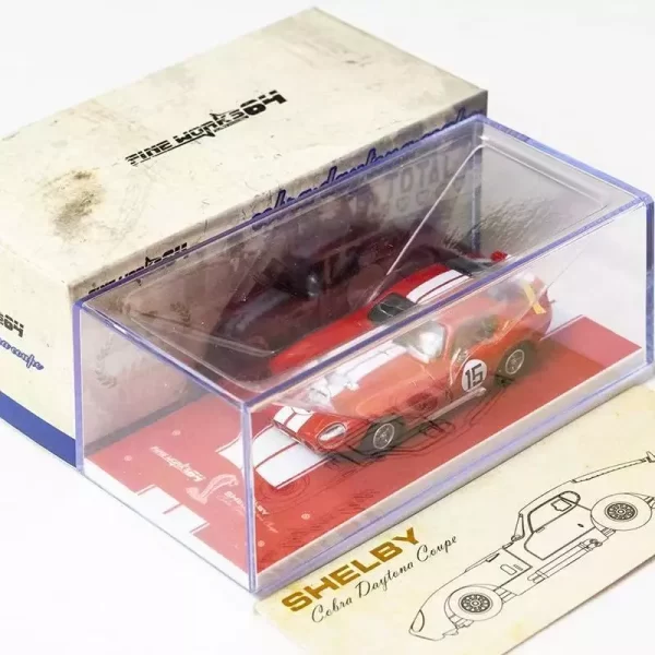 Fine Works 1:64 Ford Shelby Daytona Cobra Rojo - Imagen 3