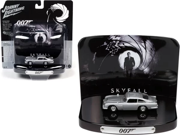 1964 Aston Martin Db5 Silver birch with collectible tin display "007" "skyfall" (2012) movie (23rd in the james bond series) 1/64