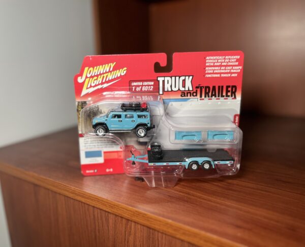 2004 Hummer H2 Ocean Blue with Open Trailer Limited Edition to 6012 pieces Worldwide "Truck and Trailer" Series 1/64