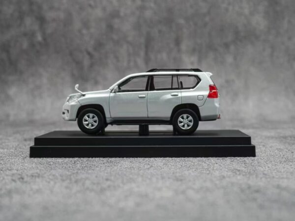 *PREORDEN* Ebbro x Whelart 1:64 Toyota Prado Land Cruiser - Imagen 6