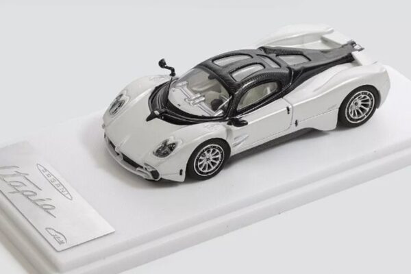 XF Model 1:64 Pagani Utopia Pearlescent White