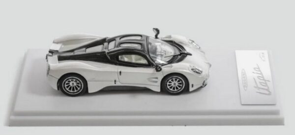 XF Model 1:64 Pagani Utopia Pearlescent White - Imagen 3