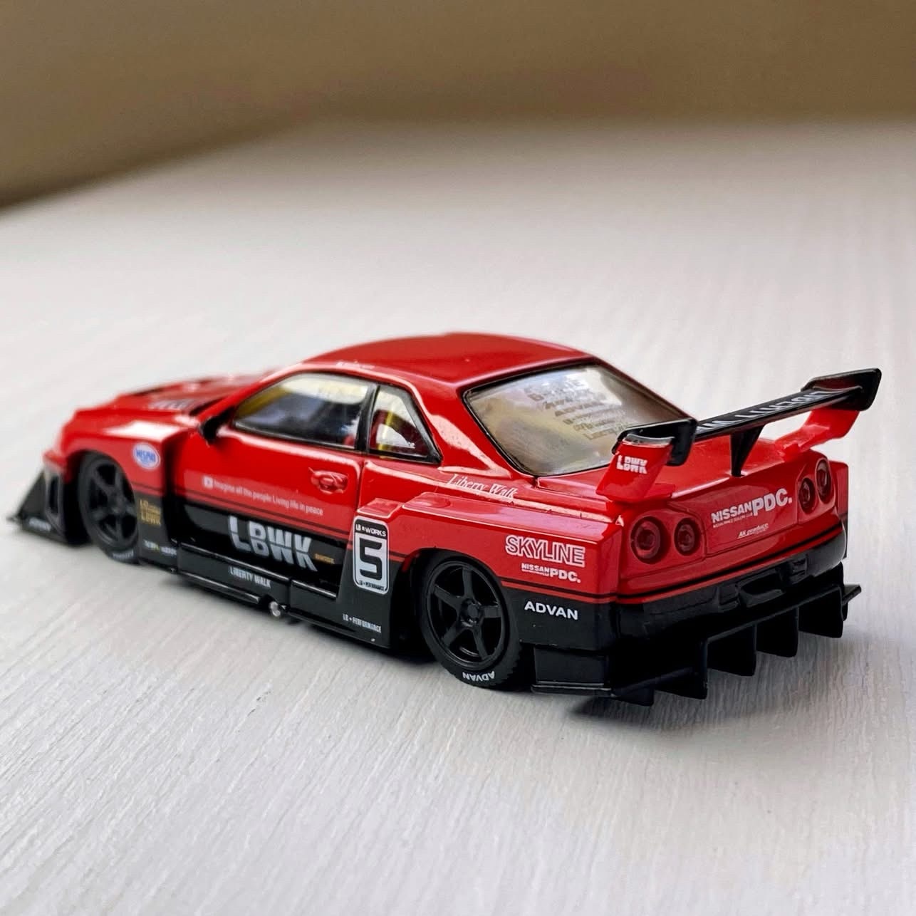 Mini GT 1:64 Nissan LB-ER34 Super Silhouette SKYLINE – Red/Black