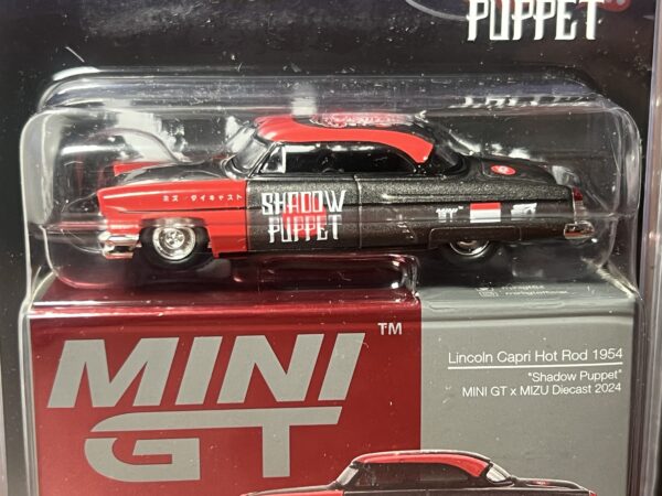MINI GT x Mizu Diecast 1:64 Lincoln Capri Hot Rod 1954 “Shadow Puppet” - Imagen 2