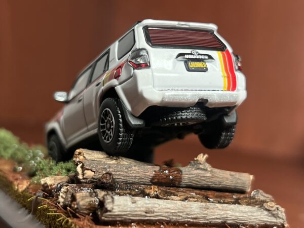 1/64 GCD Toyota 4Runner TRD Pro - Imagen 3