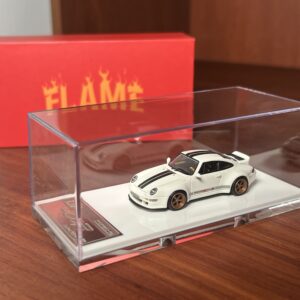 Flame 1:64 Porsche 911 400R Gunther Werks Blanco