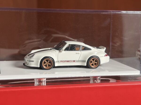 Flame 1:64 Porsche 911 400R Gunther Werks Blanco - Imagen 3