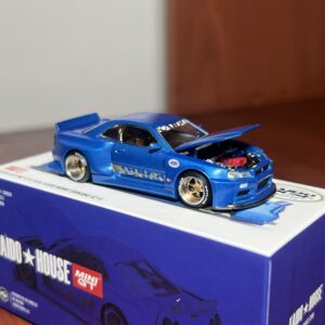 Kaido House x Mini GT 1:64 Nissan Skyline GT-R (R34) Kaido Works (V2 Aero) SHINJUKU V2- Blue