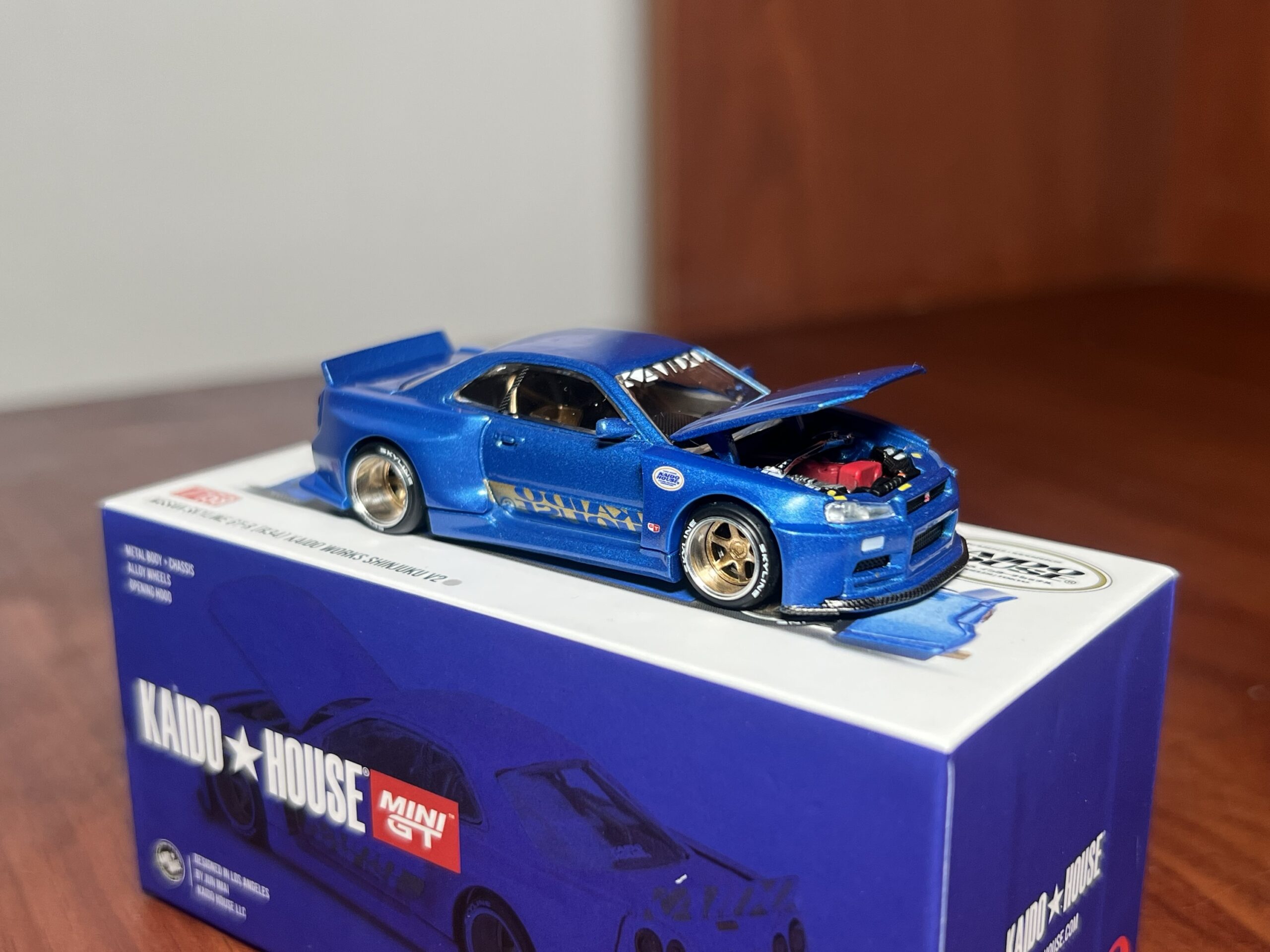 Kaido House x Mini GT 1:64 Nissan Skyline GT-R (R34) Kaido Works