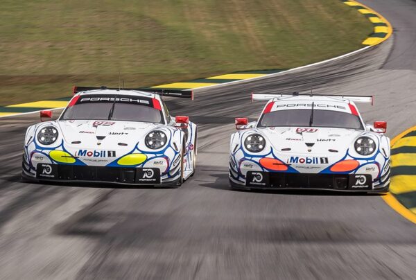 Sparky 1/64 Porsche 911 RSR Porsche GT Team - Petit Le Mans 2018 #911 #912
