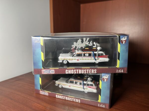 YS Model 1:64 GHOSTBUSTERS ECTO-1 - Imagen 2