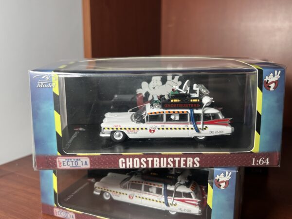 YS Model 1:64 GHOSTBUSTERS ECTO-1
