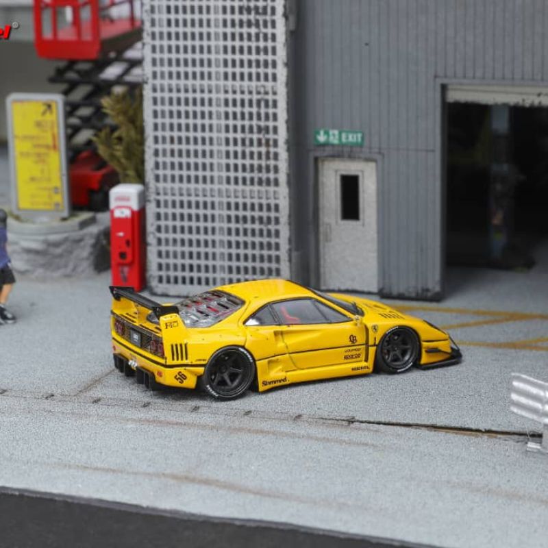 Star Model 1:64 Ferrari F40 LBWK Amarillo - Imagen 3