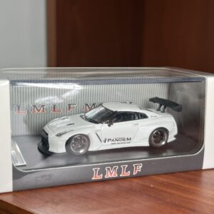 LMLF 1:64 Nissan GTR R35 Pandem Blanco
