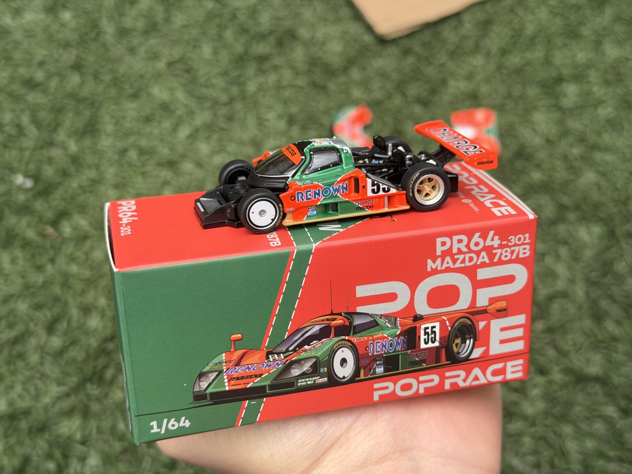 Pop Race 1:64 Mazda 787B 1991 (Ganador de las 24 hrs de Le Mans) 🔥 - Imagen 3