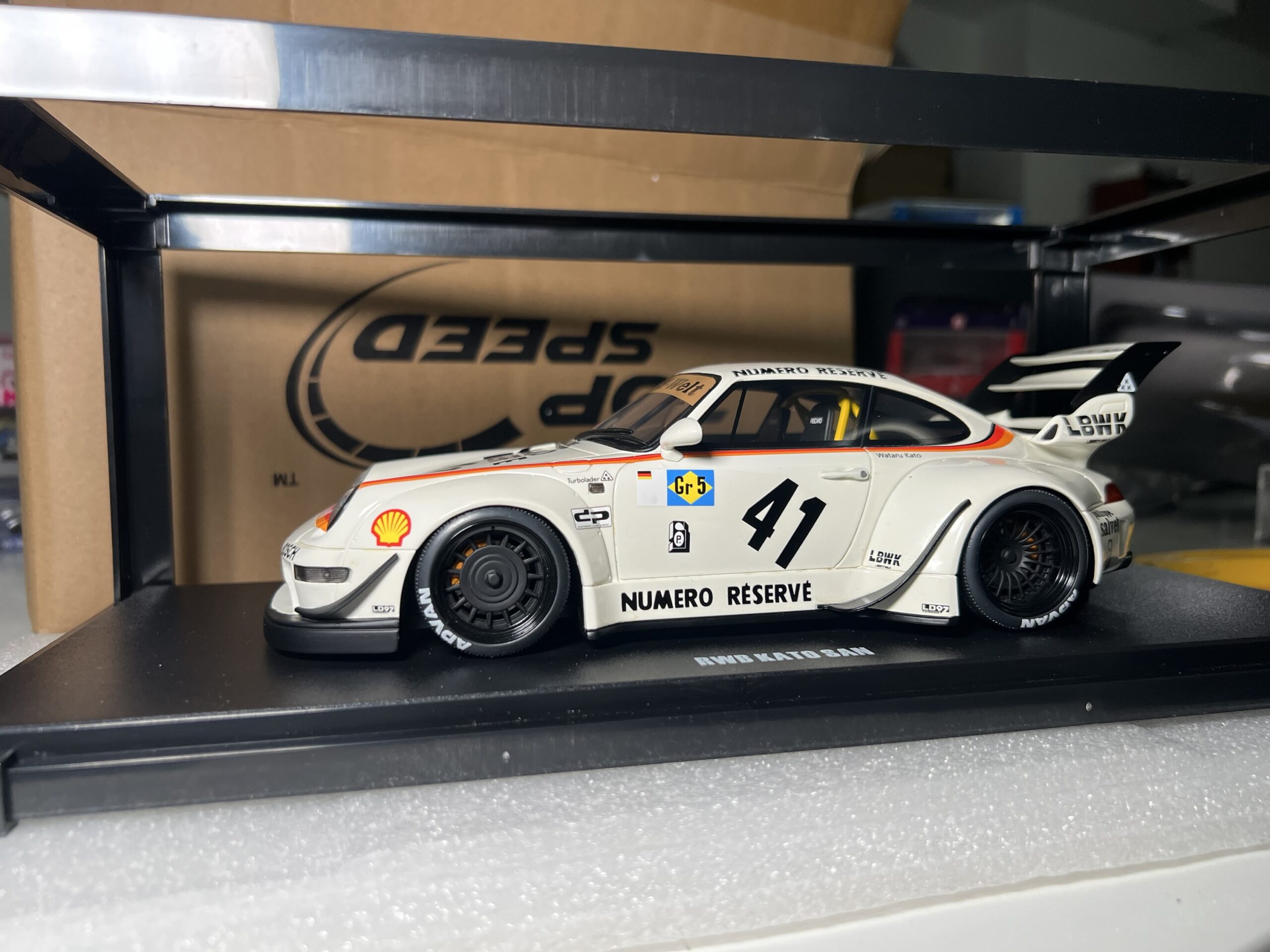 GT Spirit 1/18 RWB Bodykit "Kato-San" #41 White en resina