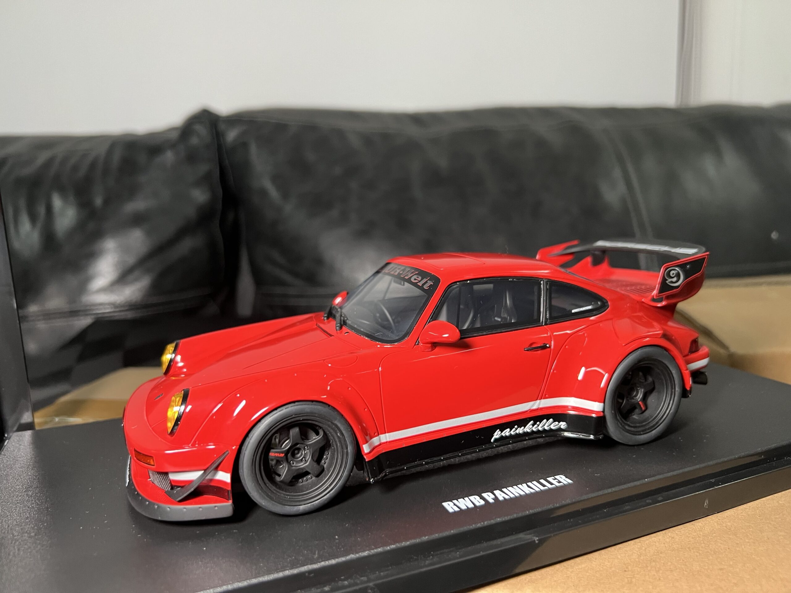 GT Spirit 1/18 RWB Bodykit "Painkiller" Rojo en resina - Imagen 4