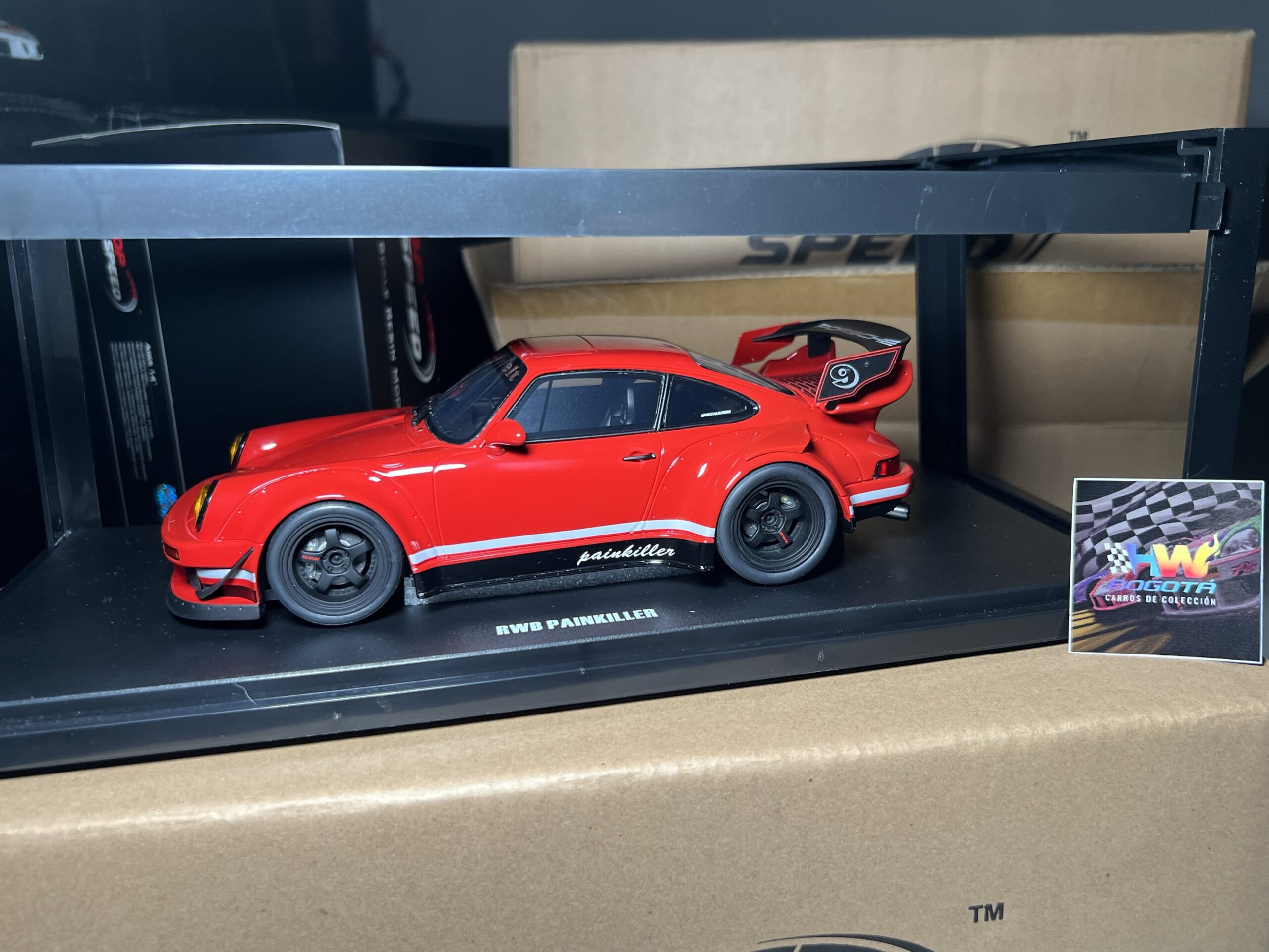 GT Spirit 1/18 RWB Bodykit "Painkiller" Rojo en resina