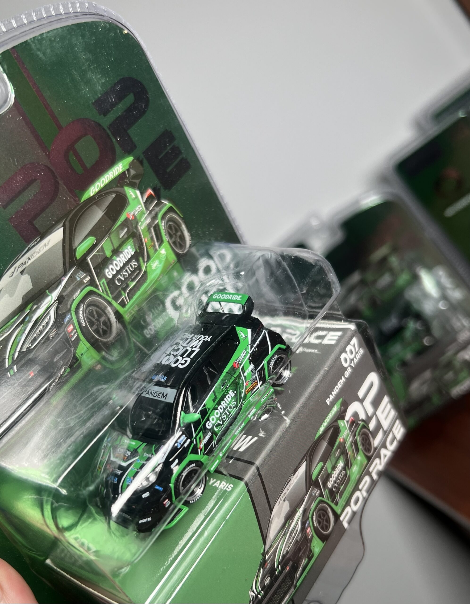 Pop Race 1/64 Pandem GR Yaris MotorSports - Imagen 2