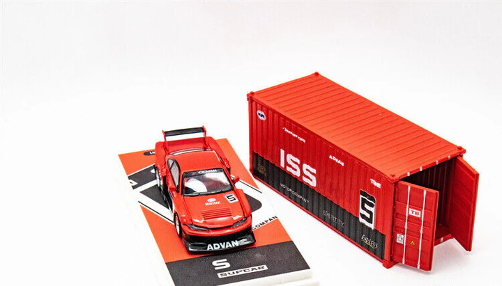 Supcar 1:64 Nissan Silvia S15 Red/ Black #5 con contenedor - Imagen 3