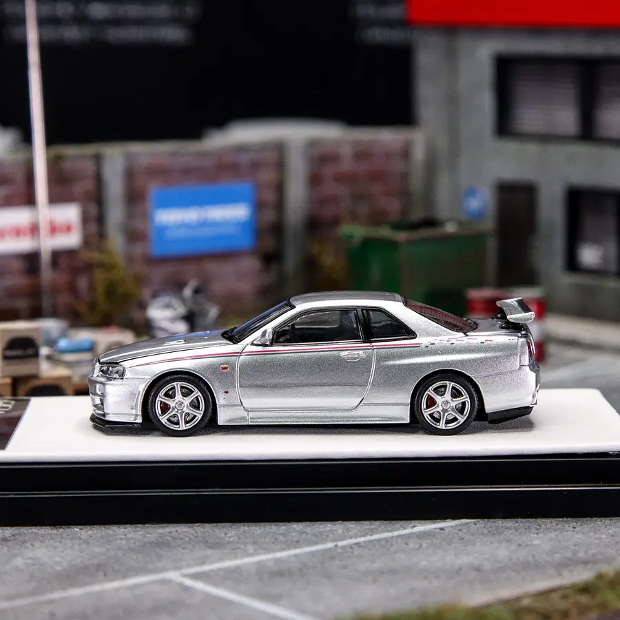 Cool Art 1:64 Nissan Skyline R34 Gris con apertura de capó - Imagen 2