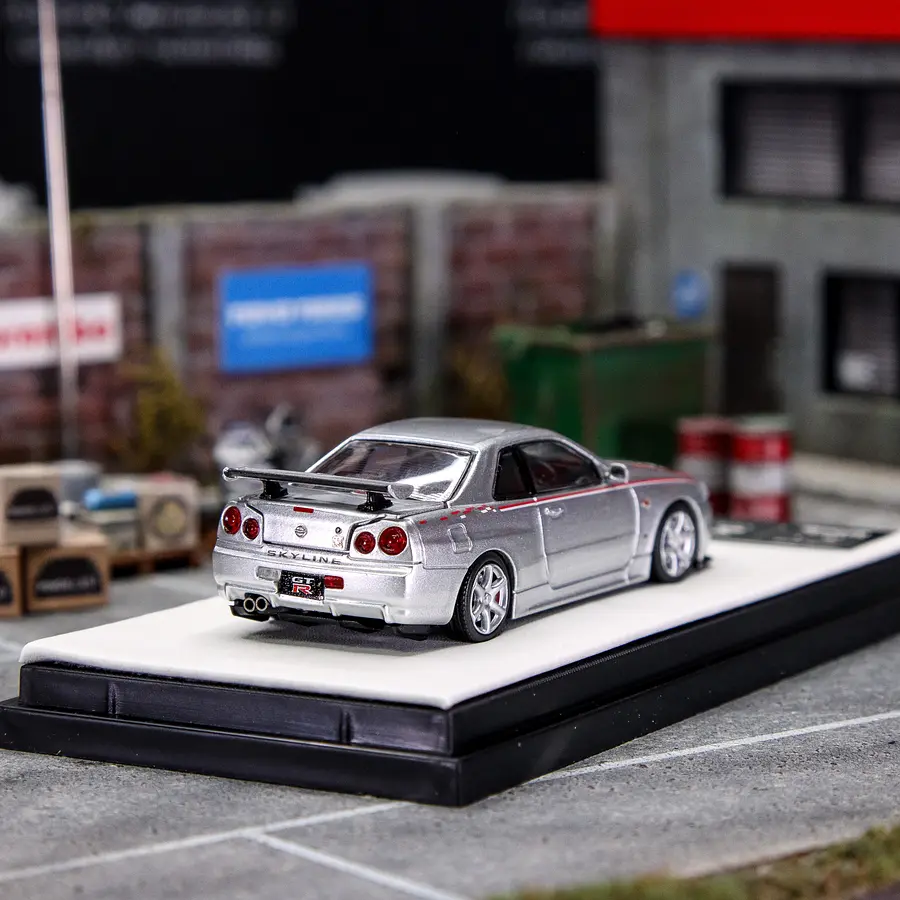 Cool Art 1:64 Nissan Skyline R34 Gris con apertura de capó - Imagen 5