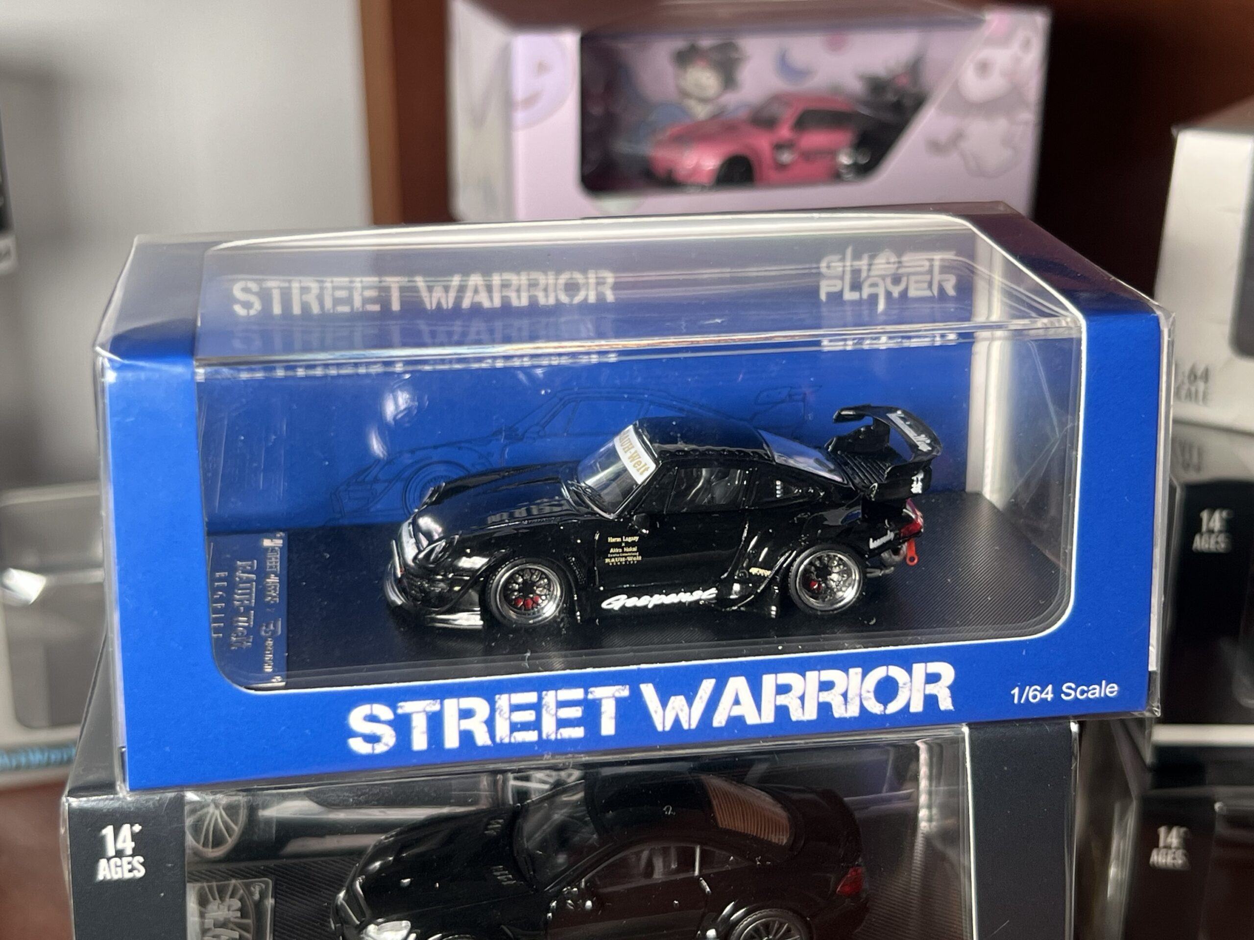 Street Weapon 1:64 Porsche RWB 993 Negro