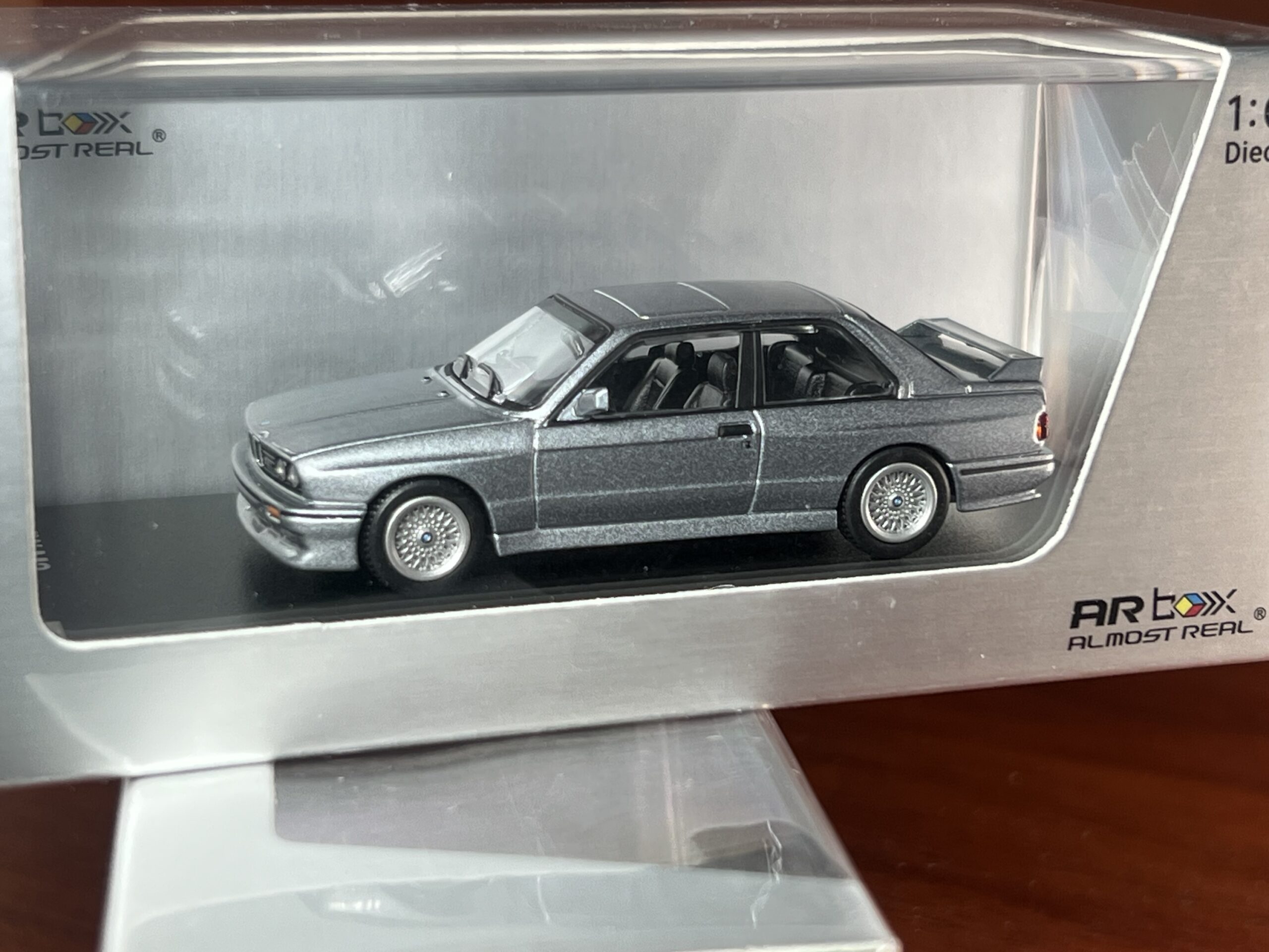 AR Almost Real 1:64 BMW M3 E30 Gris