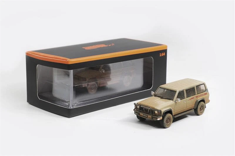 Shadow Pro 1:64 Nissan Patrol (Y60)SUV Sands with Mud Efect
