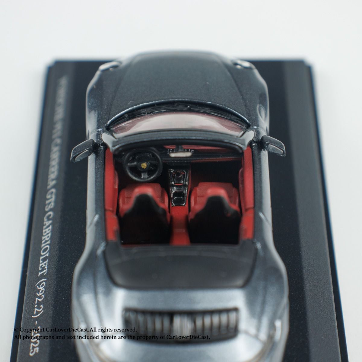 MINICHAMPS 1:64 PORSCHE 911 (992.2) CARRERA GTS CABRIOLET - 2025 - GREY METALLIC - Imagen 8