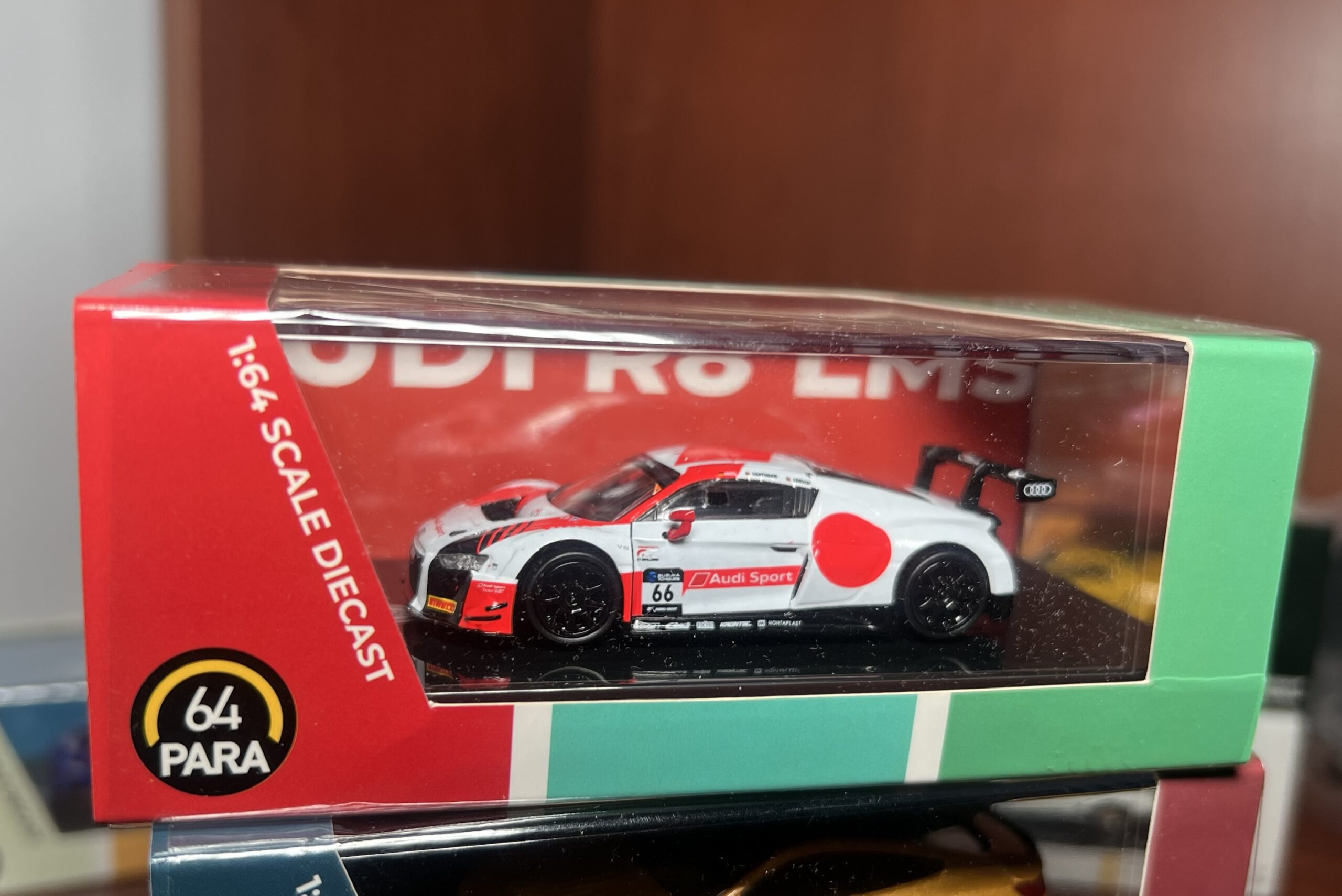 PARA64 2015 Audi R8 LMS - 2018 10hr Suzuka WRT #66 1:64