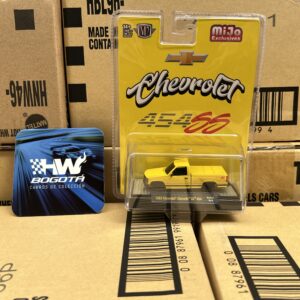 M2 Machines 1:64 1993 Chevrolet SS 454 Pickup Truck – Yellow