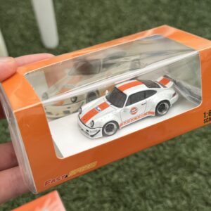 Fast Speed 1:64 Porsche 911 RWB964 GULF Blanco Limitado a 499 piezas