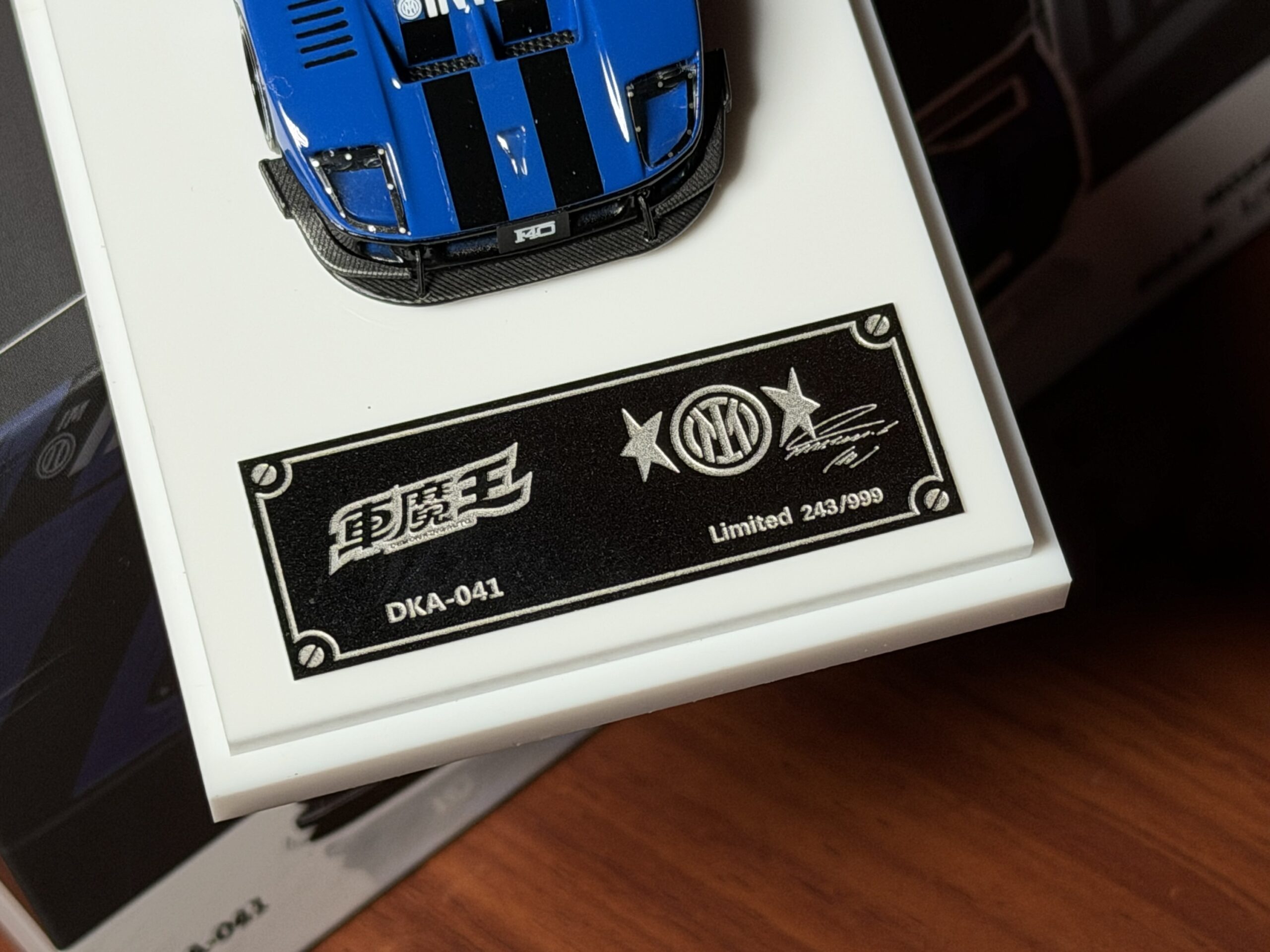 Demon King Auto 1:64 F40 LB-Works Inter - Imagen 2