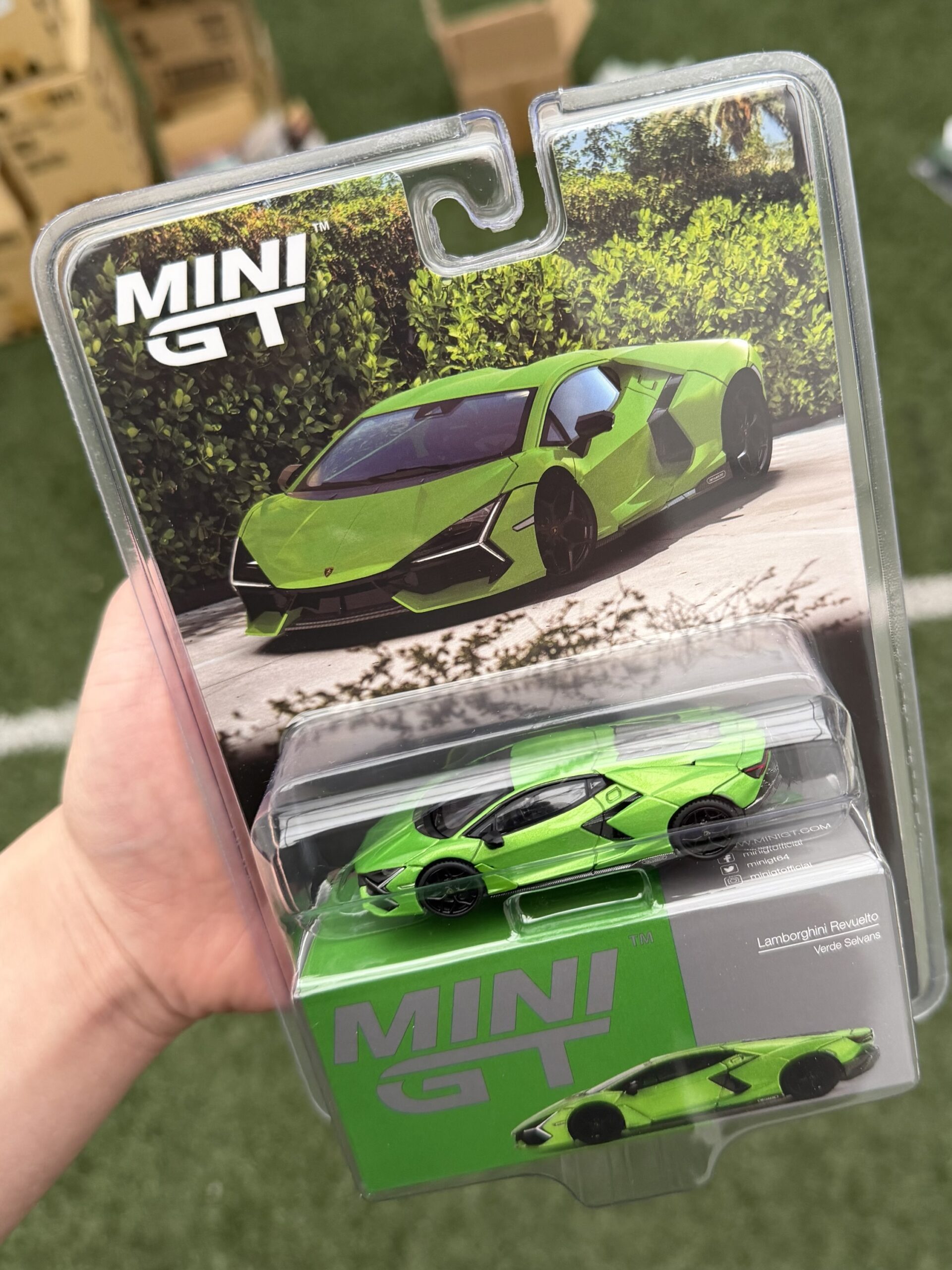 Mini GT 1:64 Lamborghini Revuelto – Verde Selvans Green – Limited Edition