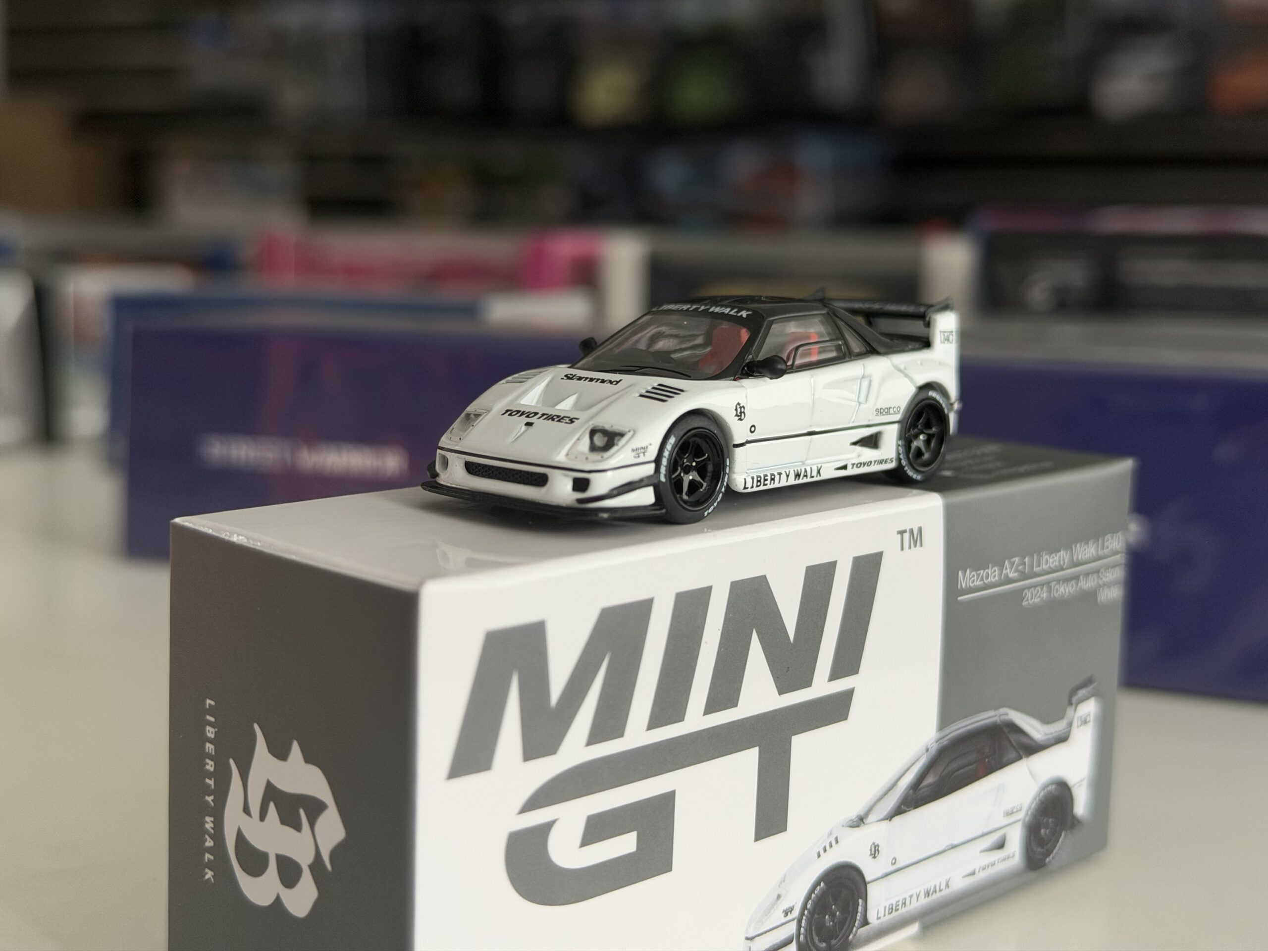 Mini GT 1:64 Mazda AZ-1 Liberty Walk LB40 – White – 2024 Tokyo