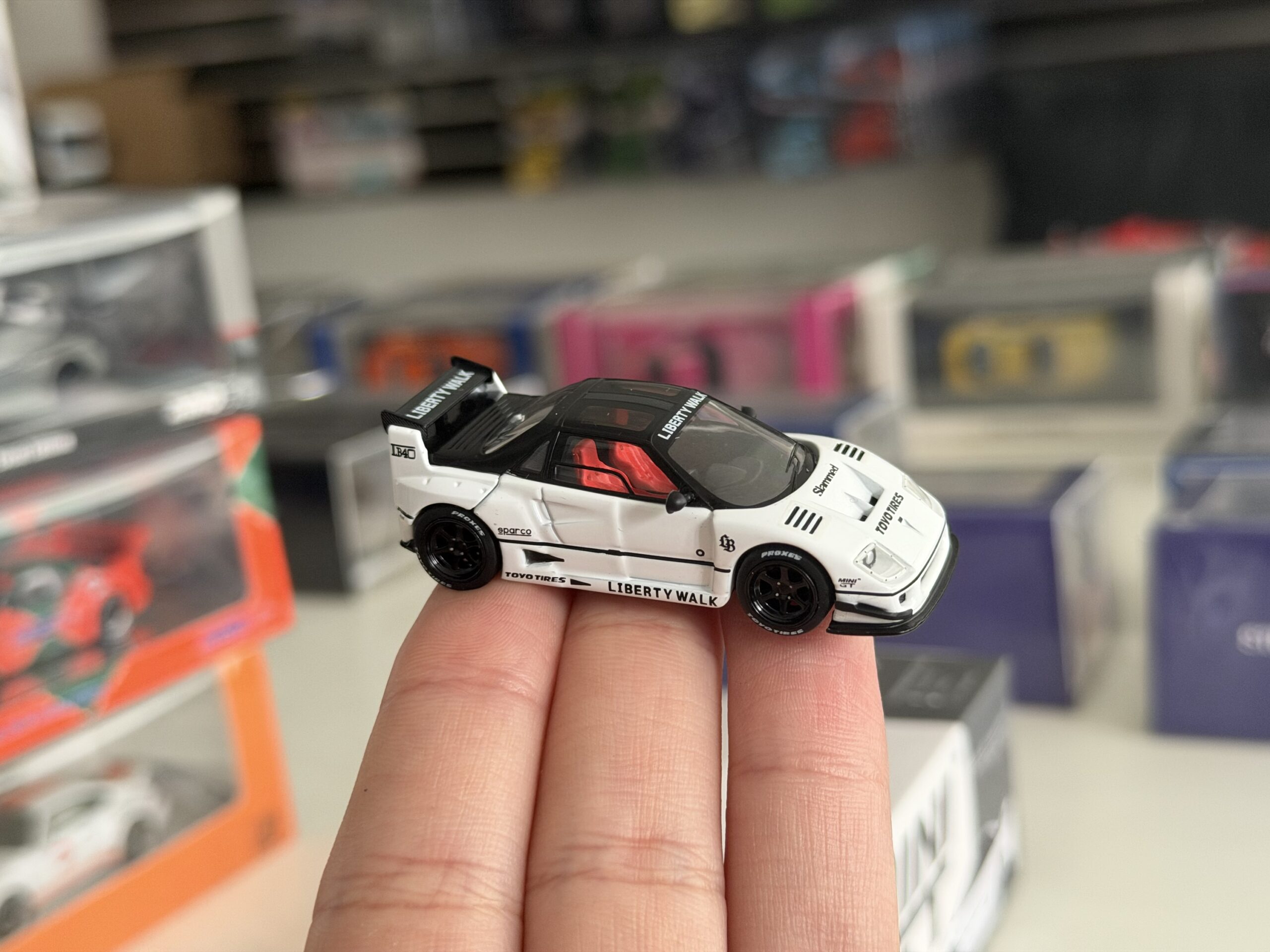 MINI GT Liberty Walk GT-R 1/64 静岡ホビーショー 抽選販売】静岡ホビーショー2019 限定モデル MINI GT 1/64 LB☆Works