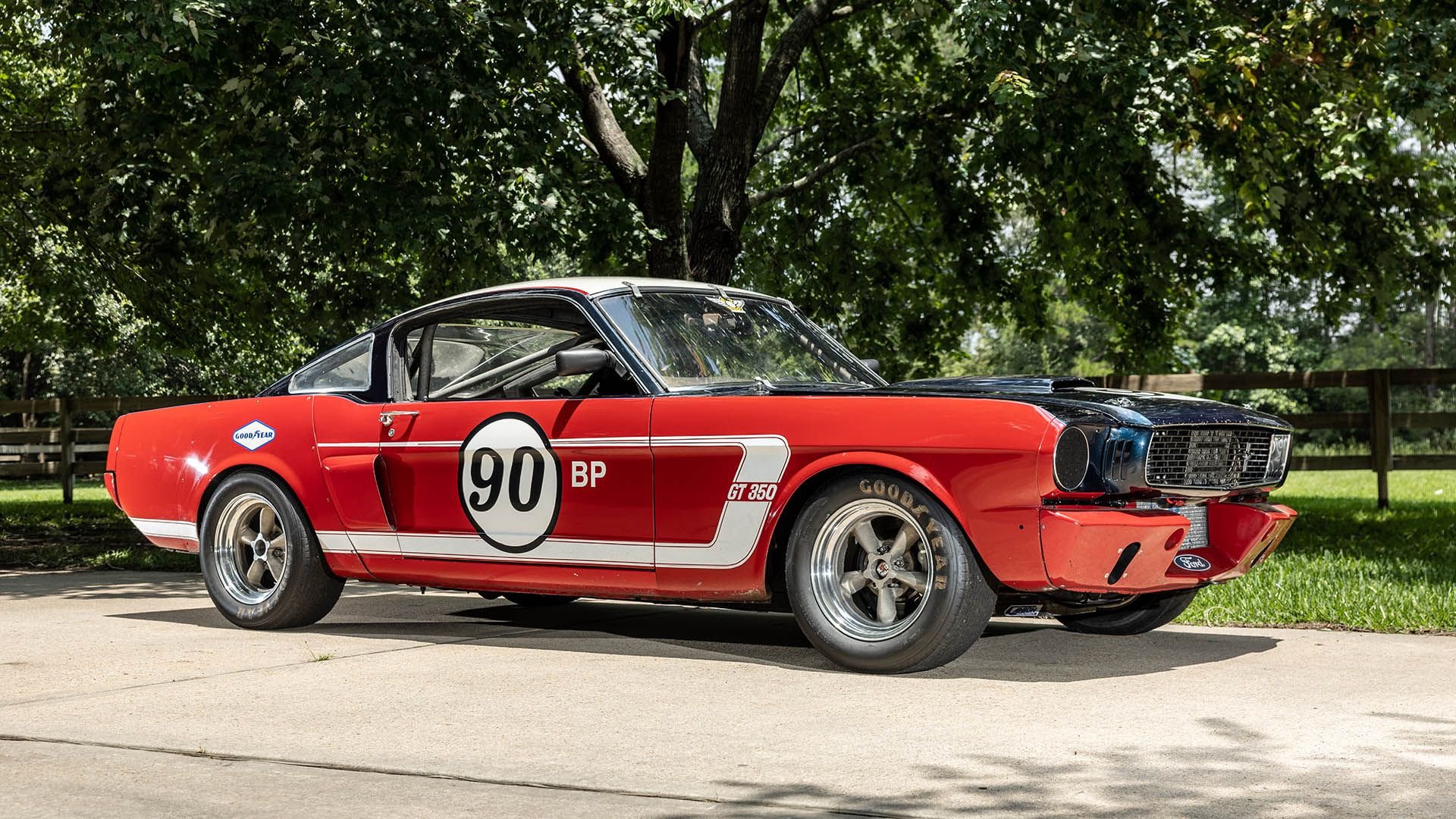 M2 Machines 1:64 1966 Shelby GT350 Mustang Red Shelby Racing - Imagen 4