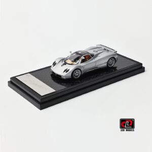 *PREORDEN* LCD 1:64 Pagani Zonda Plata