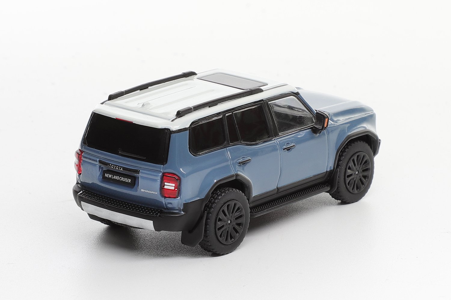GCD 1:64 Toyota Prado 250 Azul - Imagen 4