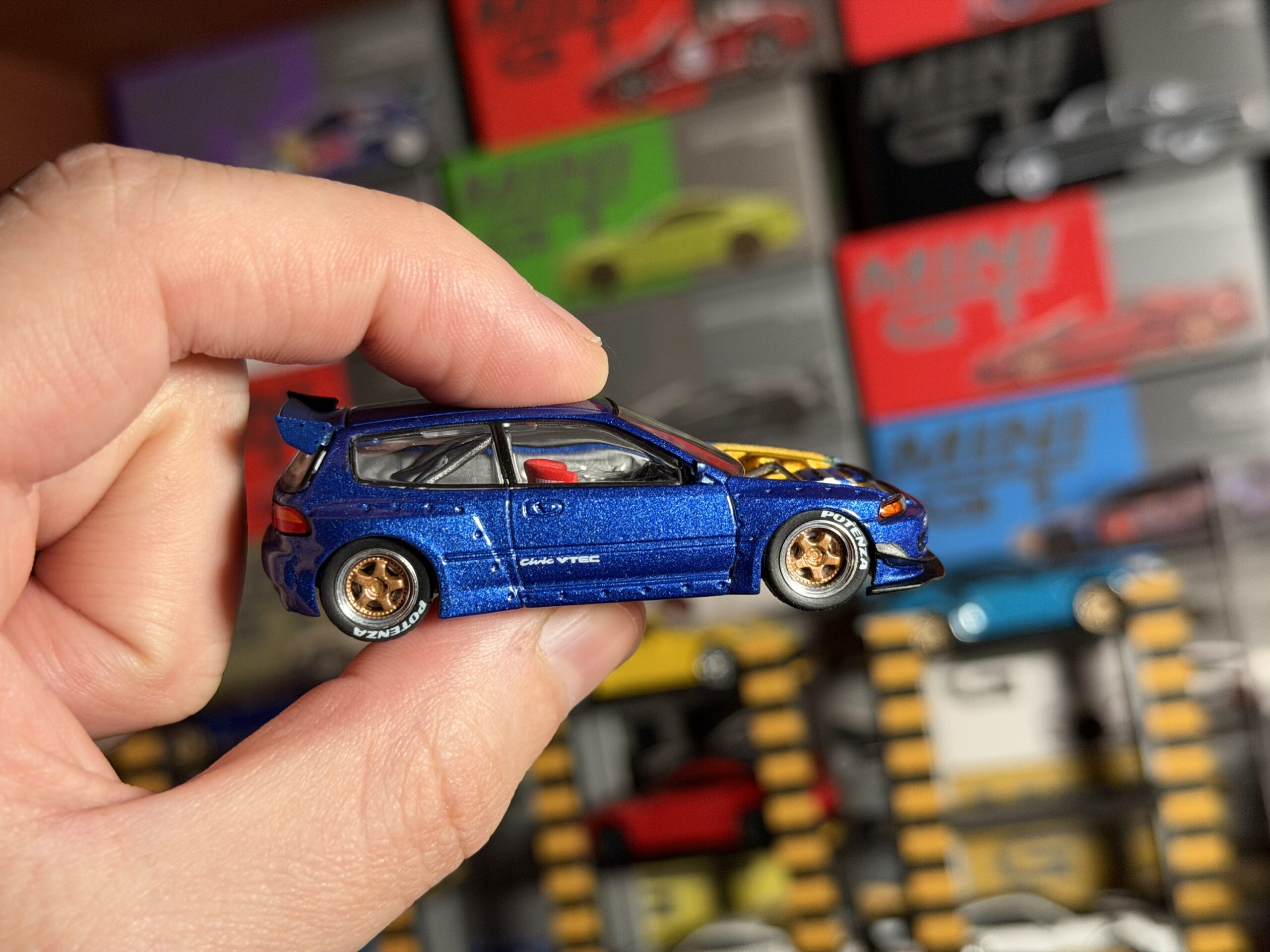 POPRACE 1/64 PANDEM CIVIC EG6 METALLIC BLUE CON CAPÓ ABIERTO - Imagen 9